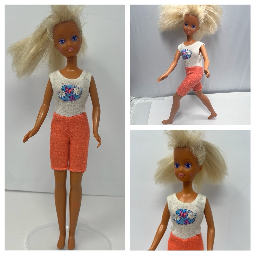 Vintage Barbie Doll Twist & Turn Skipper 1987 blonde hair in Jumpsuit by Mattel